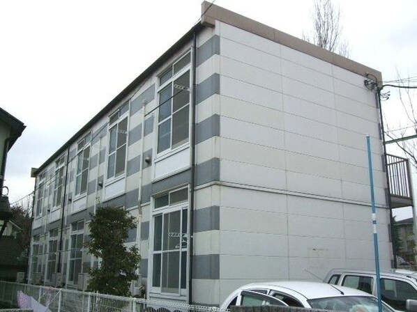 レオパレスフロイデの物件外観写真